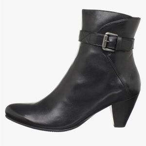 Ecco Hope Leather Buckle Zipper Heeled Boots in black size 10 41